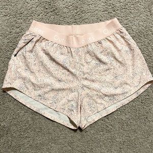 OUTDOOR VOICES- relay shorts